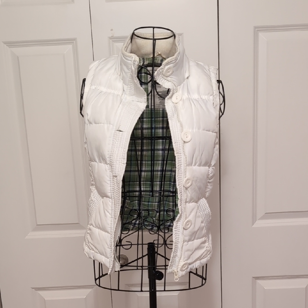 Aeropostale White Puffer Vest